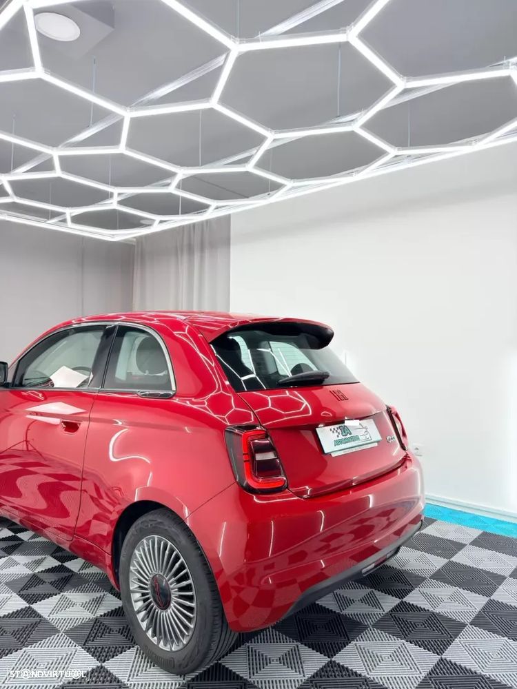 Fiat 500e 23,8kWh Red - 7
