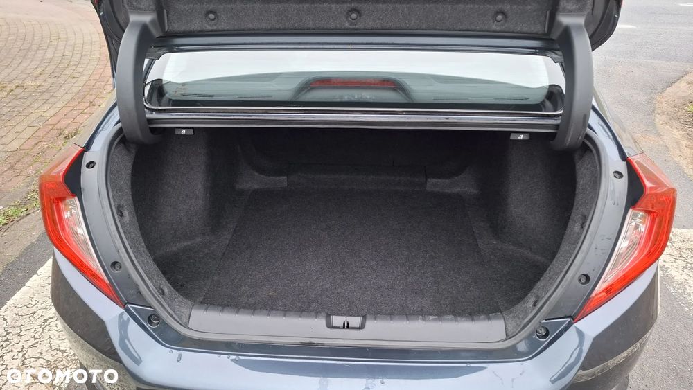 Honda Civic 1.5 i-VTEC Turbo CVT Elegance - 23