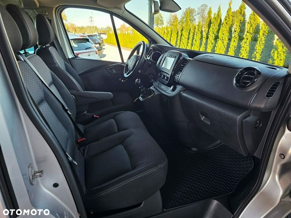 Opel Vivaro - 21