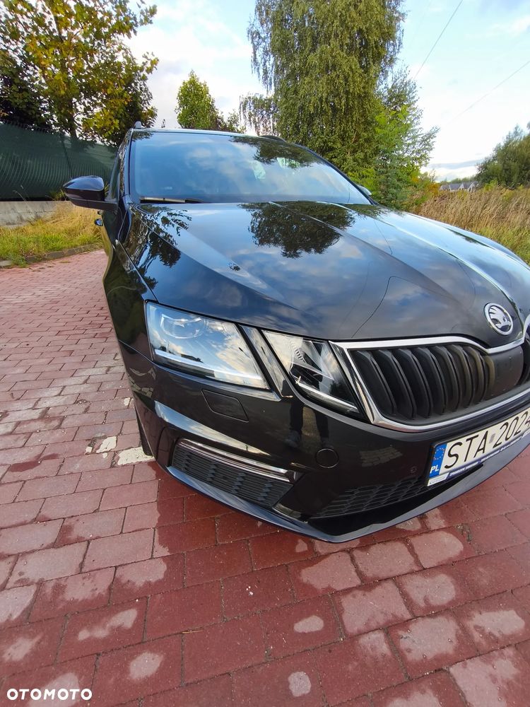 Skoda Octavia 2.0 TDI DSG RS - 36