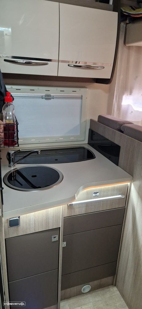 Ford Trigano Chausson - 13