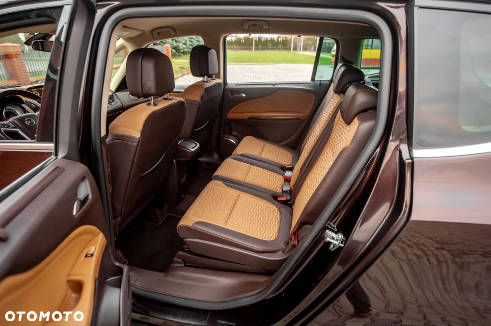 Opel Zafira Tourer 2.0 CDTI Sport - 9