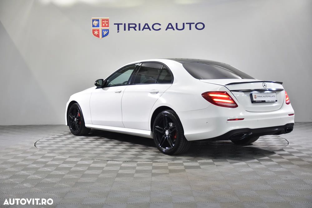 Mercedes-Benz E 220 d 9G-TRONIC AMG Line - 3