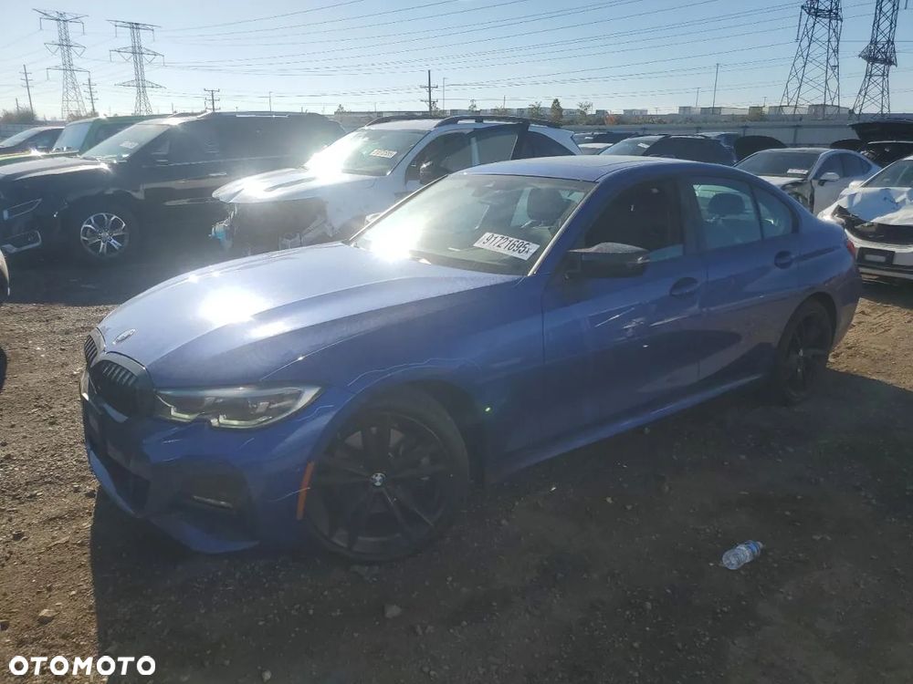 BMW Seria 3 330i xDrive M Sport - 2