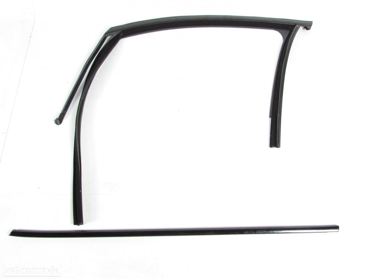 Conjunto de frisos Esquerdo/Frente/Exterior Seminovo/ Original BMW 2 Active Tour... - 1