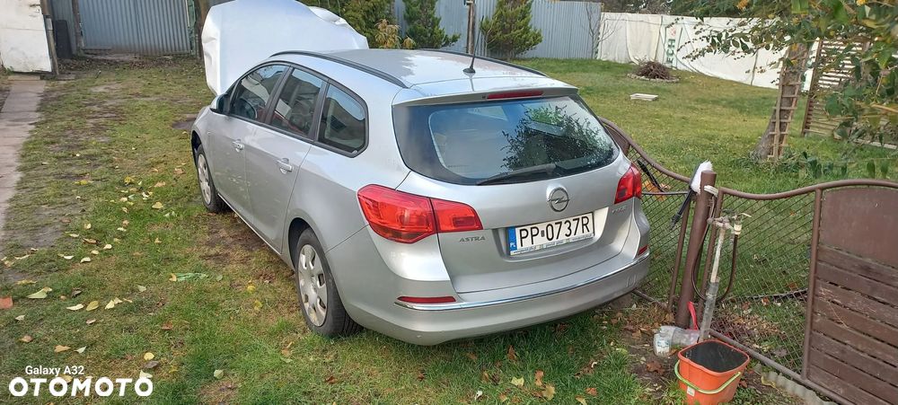 Opel Astra 1.4 T EU6 - 4
