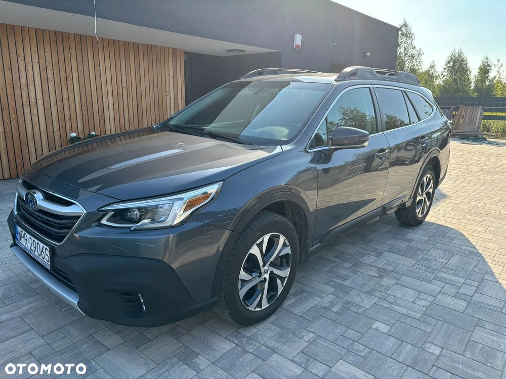 Subaru Outback - 1