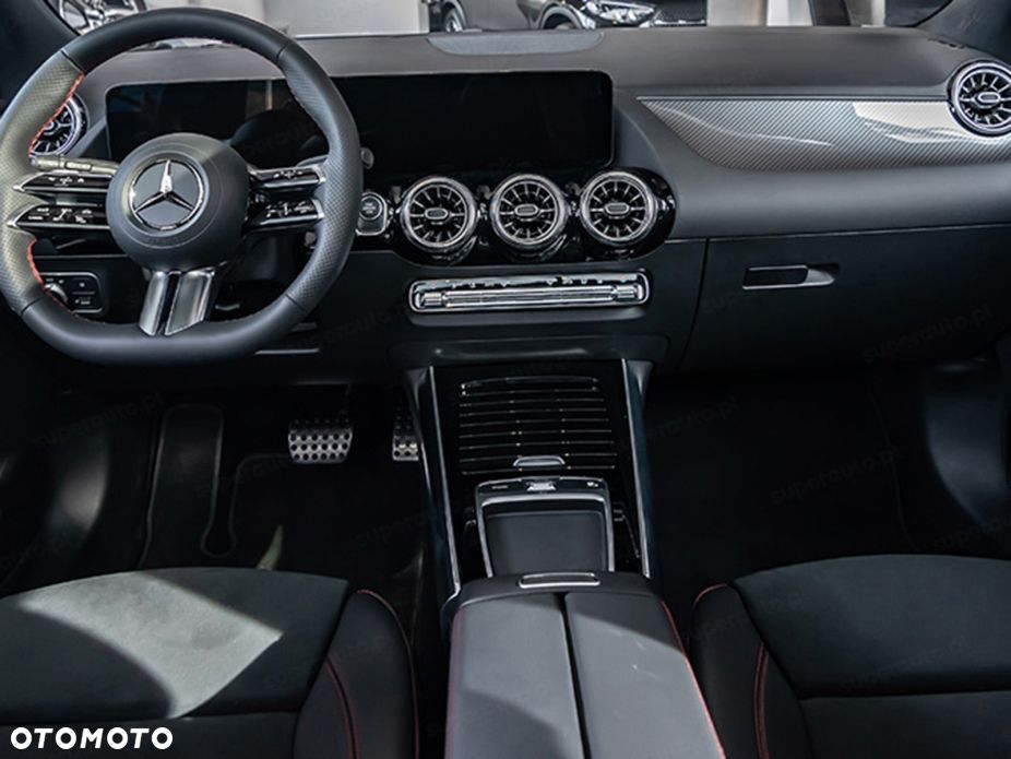 Mercedes-Benz GLA 200 AMG Line - 8