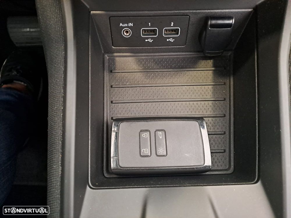 Renault Zoe (c/ Bateria) Zen 50 - 24
