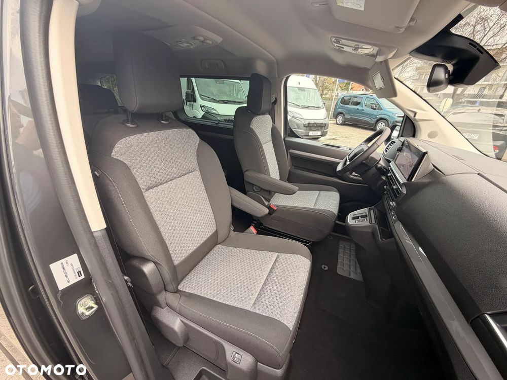 Peugeot Traveller 2.0 BlueHDi Long Business EAT8 - 23