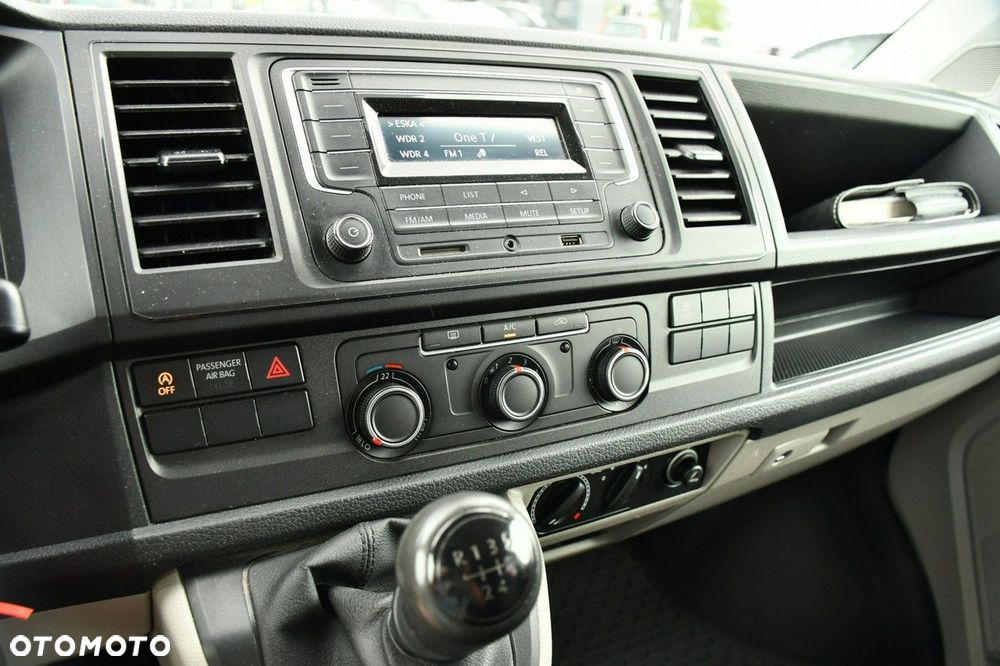 Volkswagen Transporter - 39