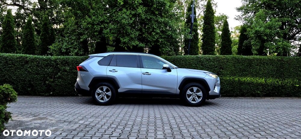 Toyota RAV4 2.5 Hybrid Black Edition by JBL 4x2 - 4