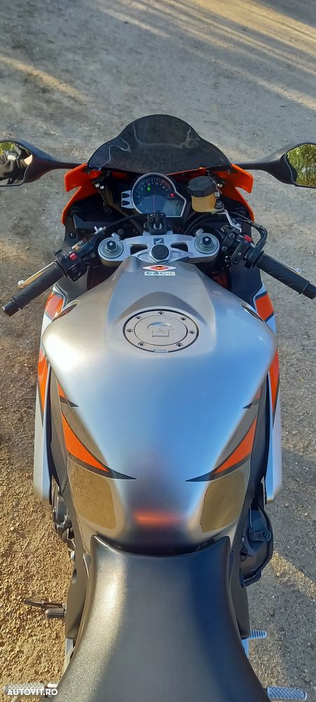 Honda CBR 1000RR Fireblade - 14