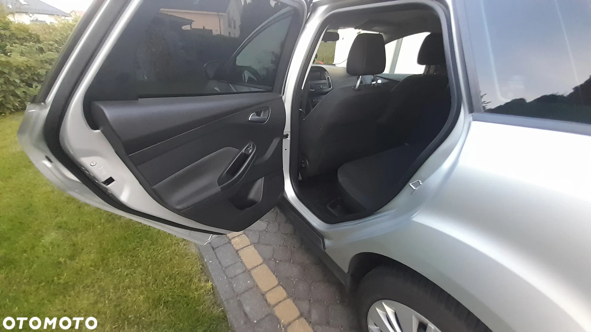Ford Focus 1.0 EcoBoost Trend Sport - 9