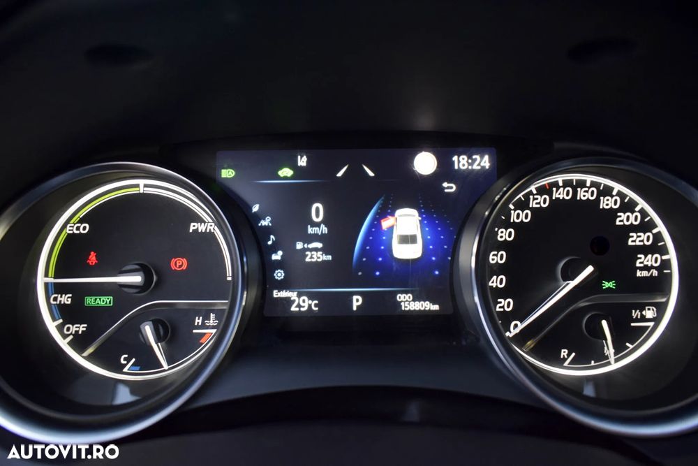 Toyota Camry Business Edition - 20
