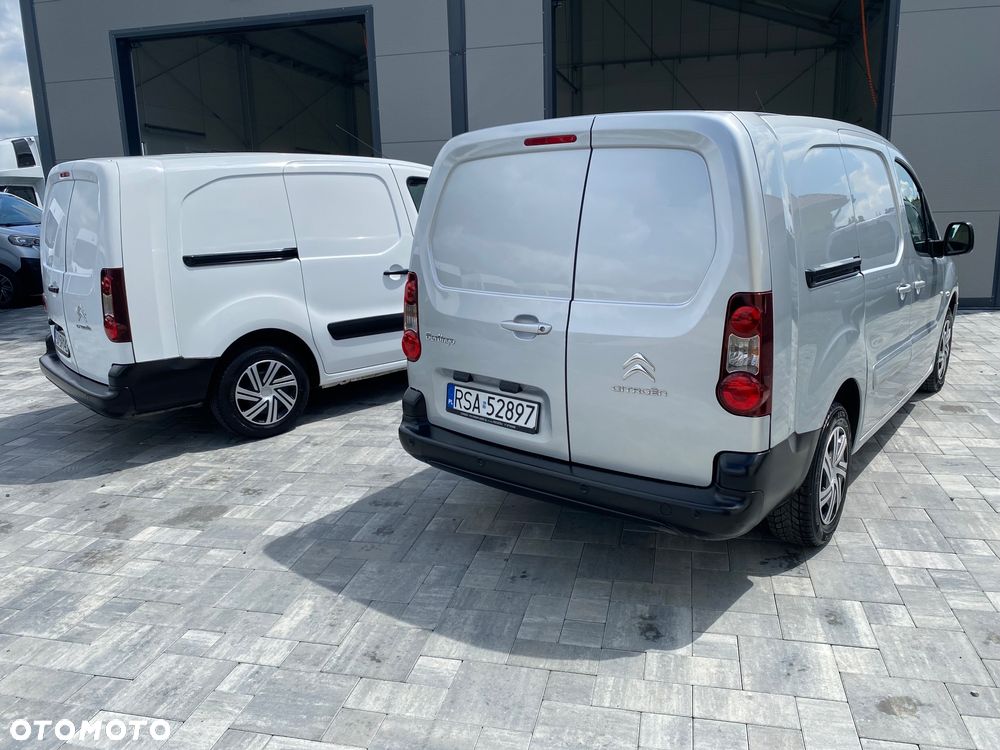 Citroën BERLINGO 1.6 HDI, MAX długi, 3-osobowy, klimatyzacja, zakupiony w salonie w Rzeszowie - 31