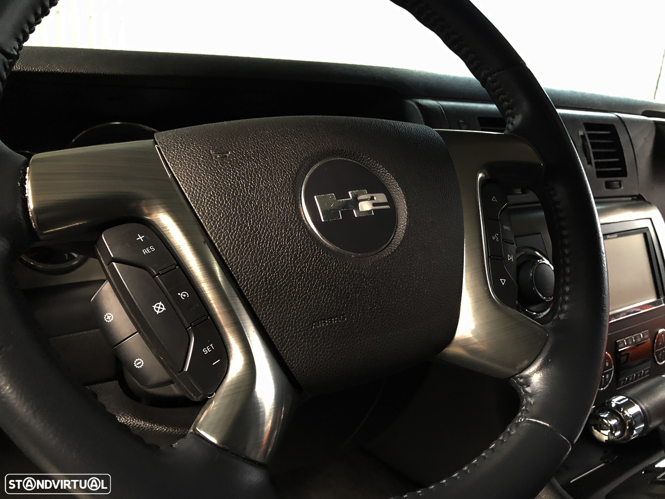 Hummer H2 6.2L V8 Supercharged Luxury - 42