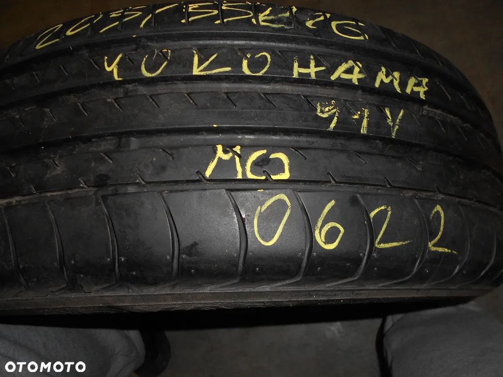 OPONA POJEDYNKA  205/55R16 YOKOHAMA ADVAN SPORT V105 MO DOT 0622 8MM - 1