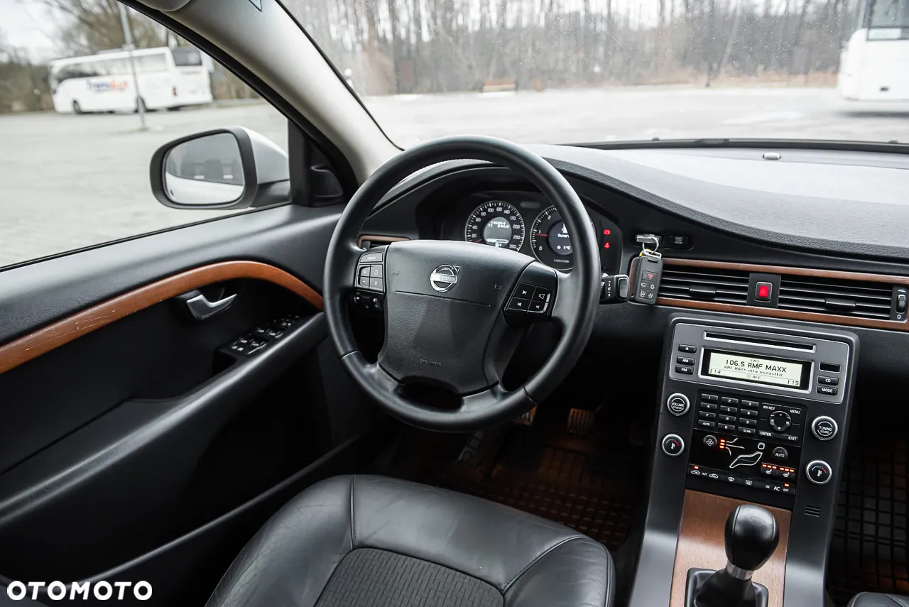 Volvo V70 2.0D Summum - 21