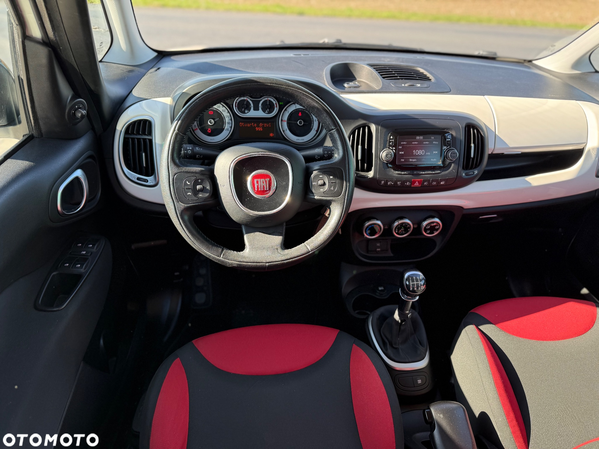 Fiat 500L 1.4 16V (RED) - 26