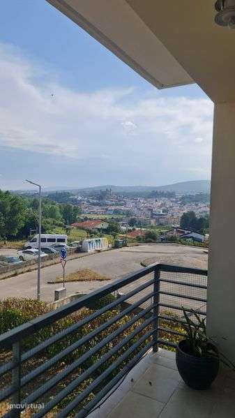 Vende T3 Porto de Mós - Grande imagem: 3/12