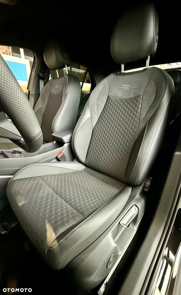 Volkswagen T-Roc - 28