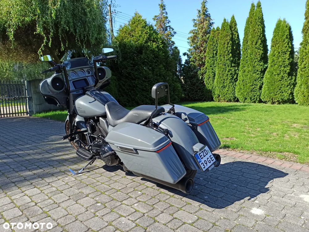 Harley-Davidson Touring Street Glide - 9