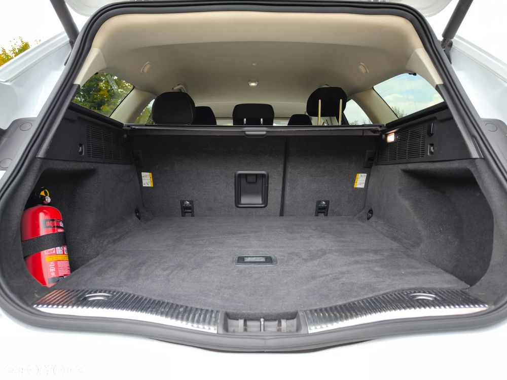Ford Mondeo 2.0 EcoBlue Titanium - 26