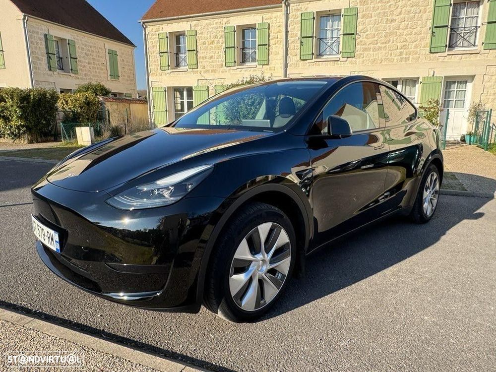 Tesla Model Y RWD - 8