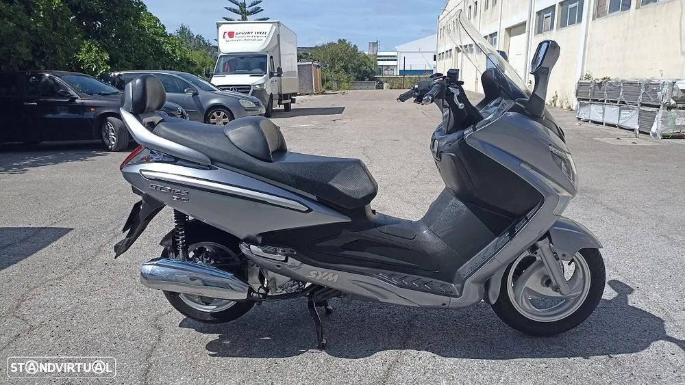 Sym GTS 125 EVO - 4