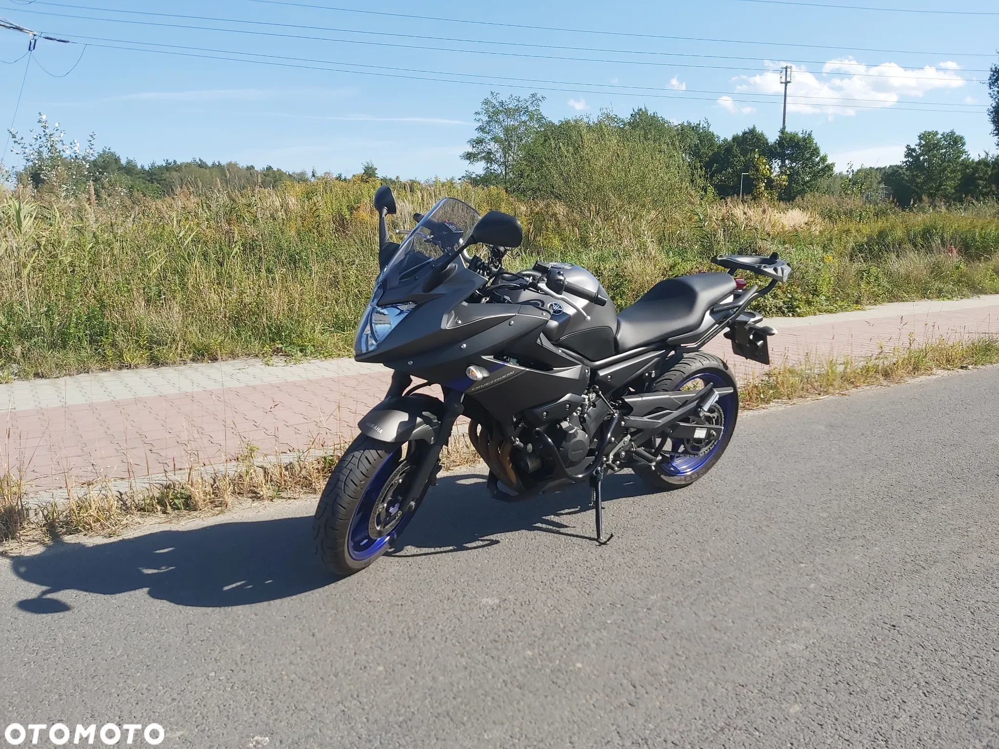 Yamaha XJ - 6