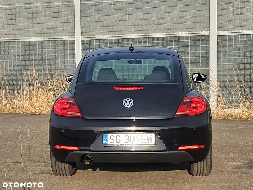 Volkswagen Beetle 1.6 TDI DPF Blue Motion Technologie Design - 22