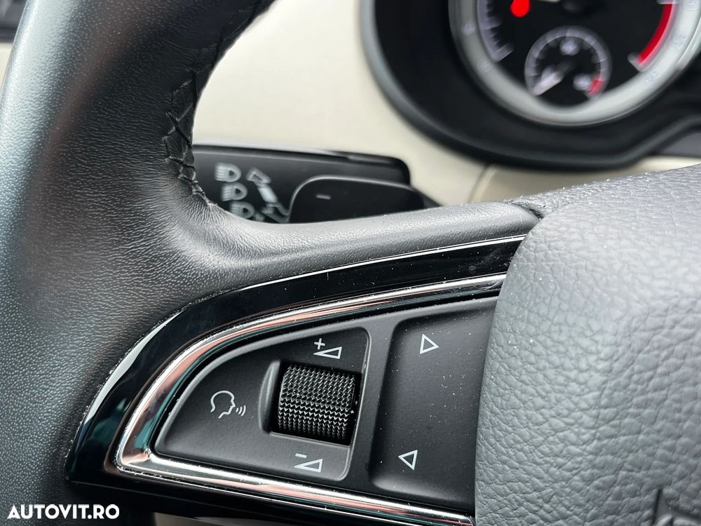 Skoda Octavia 2.0 TDI DSG Laurin&Klement - 16