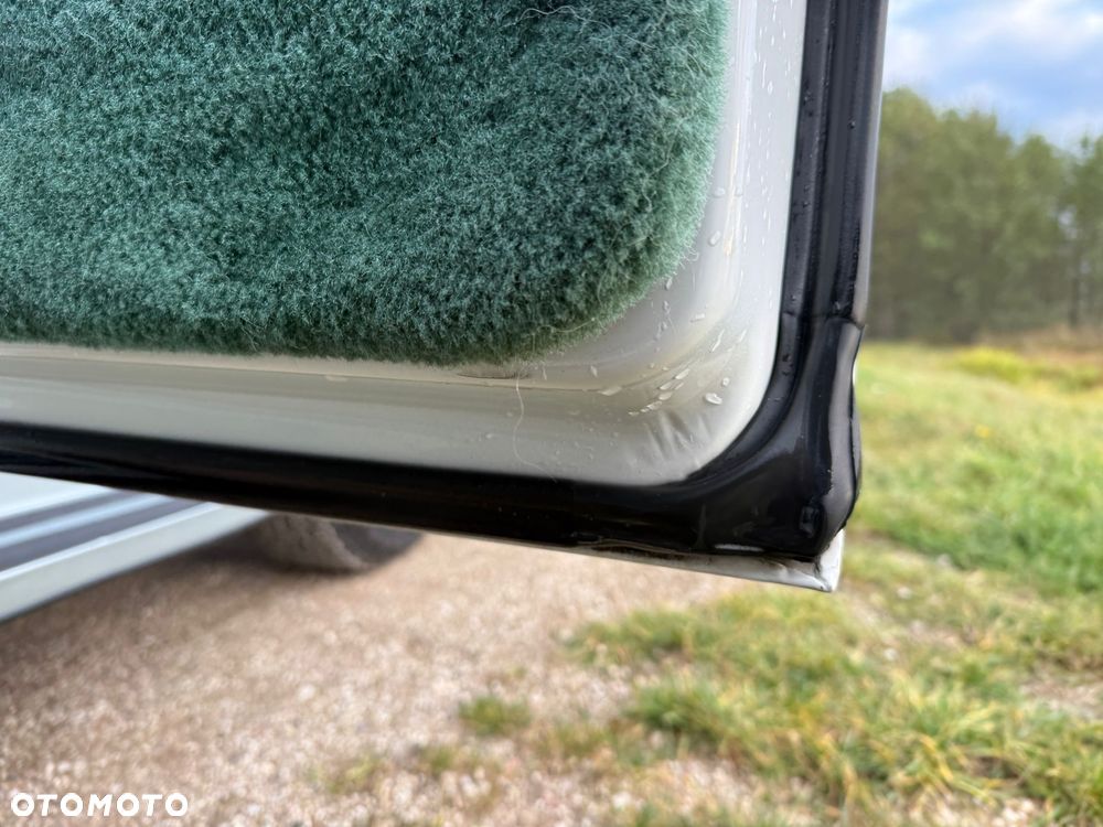 Dodge RAM VAN B250 318 V8 - 19