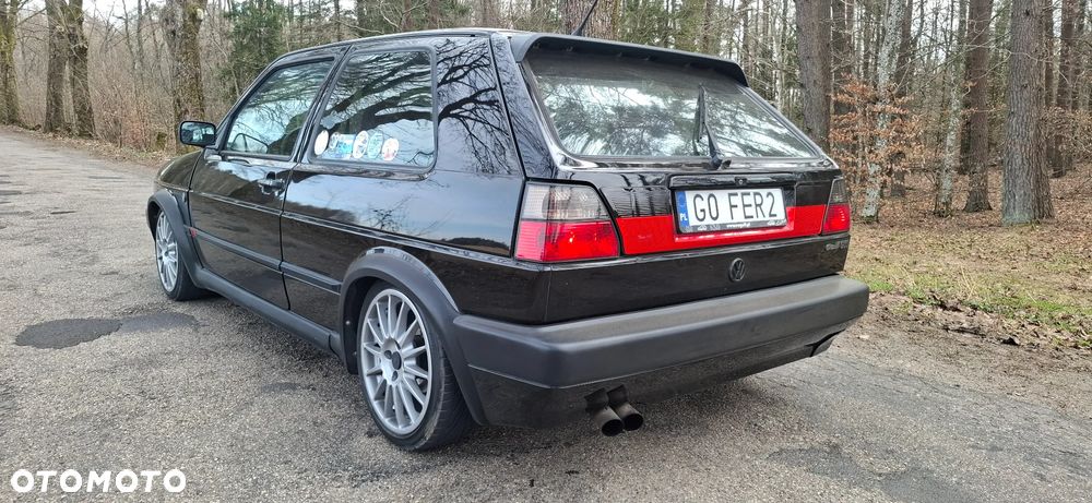 Volkswagen Golf 2.0 16V GTI - 4