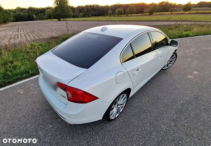 Volvo S60 T5 Geartronic Summum - 12
