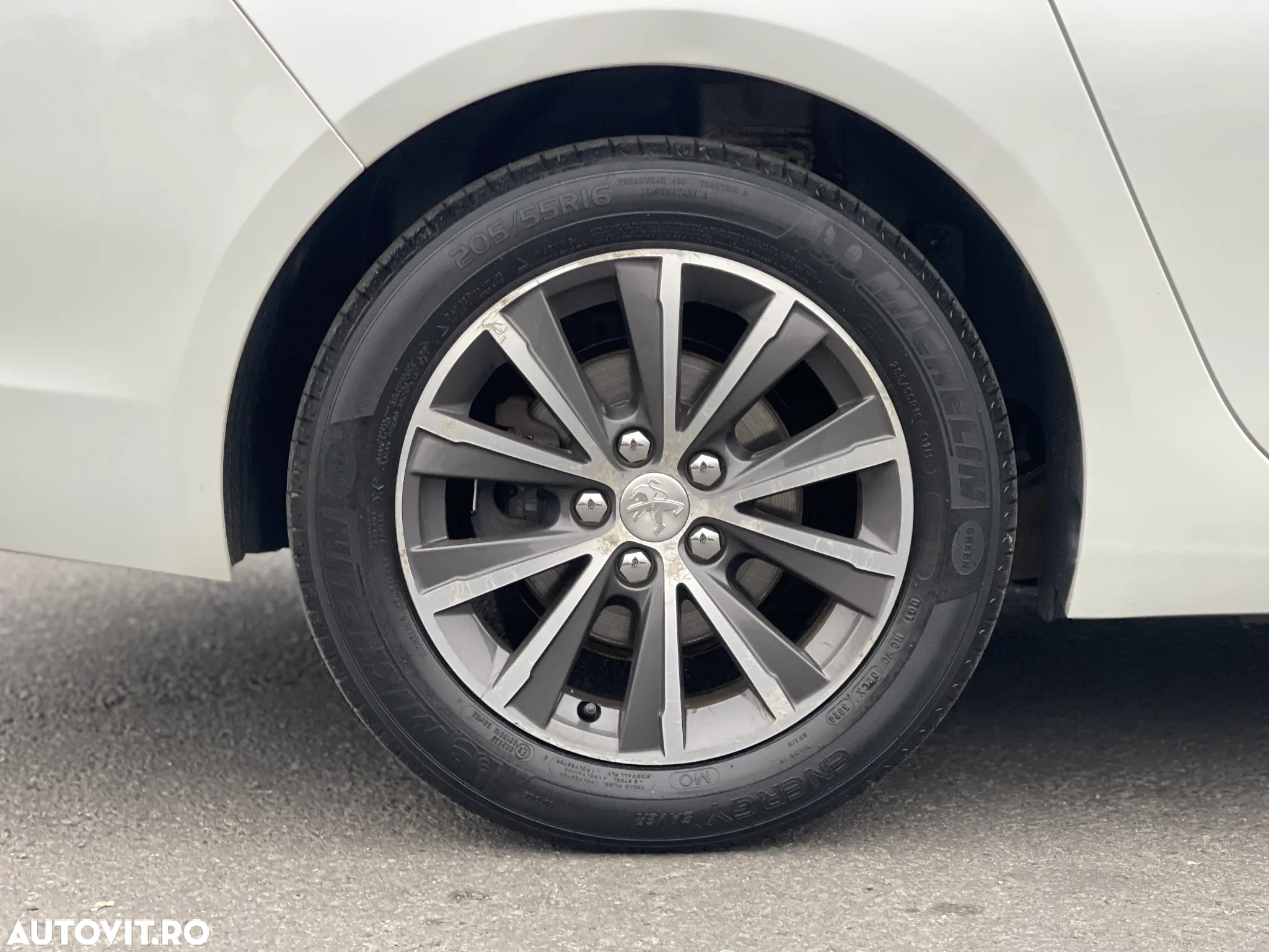 Peugeot 308 SW BlueHDi 120 Stop & Start Business-Line - 13