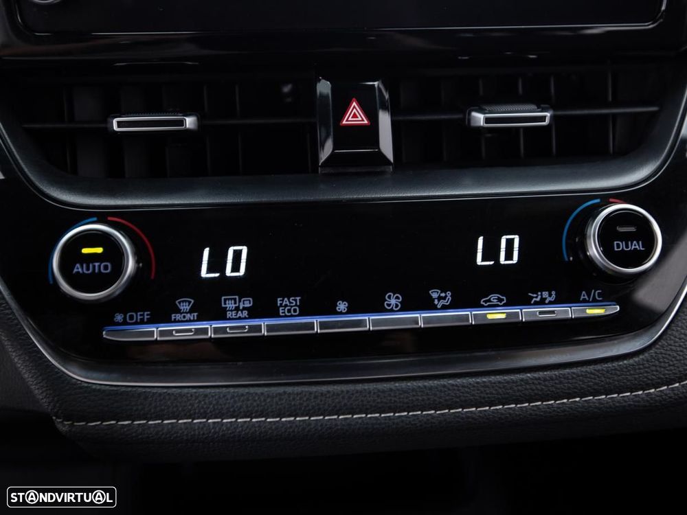 Toyota Corolla Touring Sports 1.8 Hybrid Comfort - 14