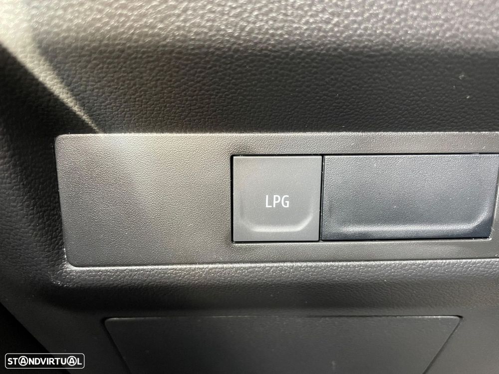 Renault Captur 1.0 TCe Techno Bi-Fuel - 13