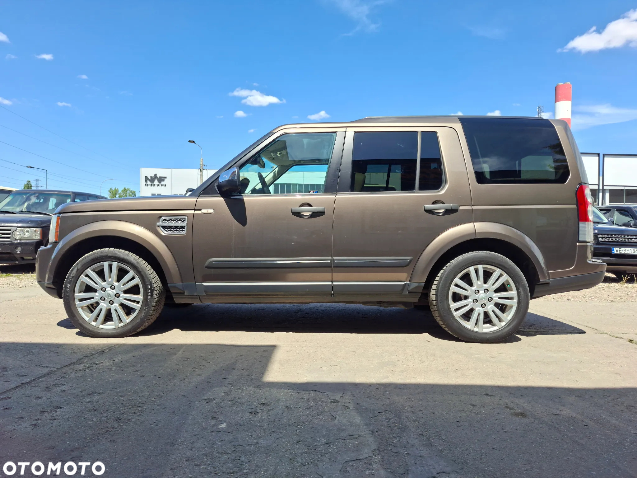 Land Rover Discovery IV 3.0D V6 HSE - 5