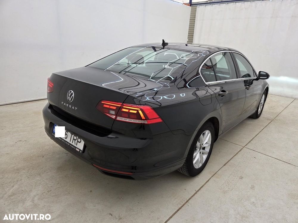 Volkswagen Passat 2.0 TDI DSG Comfortline - 2
