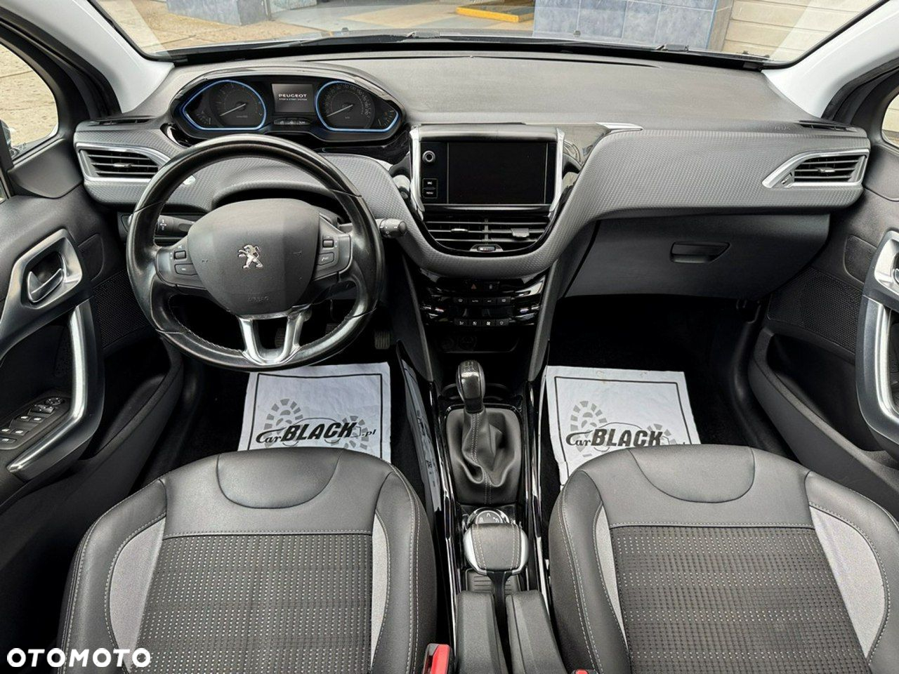 Peugeot 2008 - 7