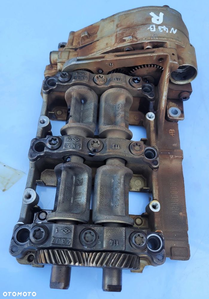 POMPA OLEJU BMW E81 E82 E87 E88 E90 E91 N43 - 5