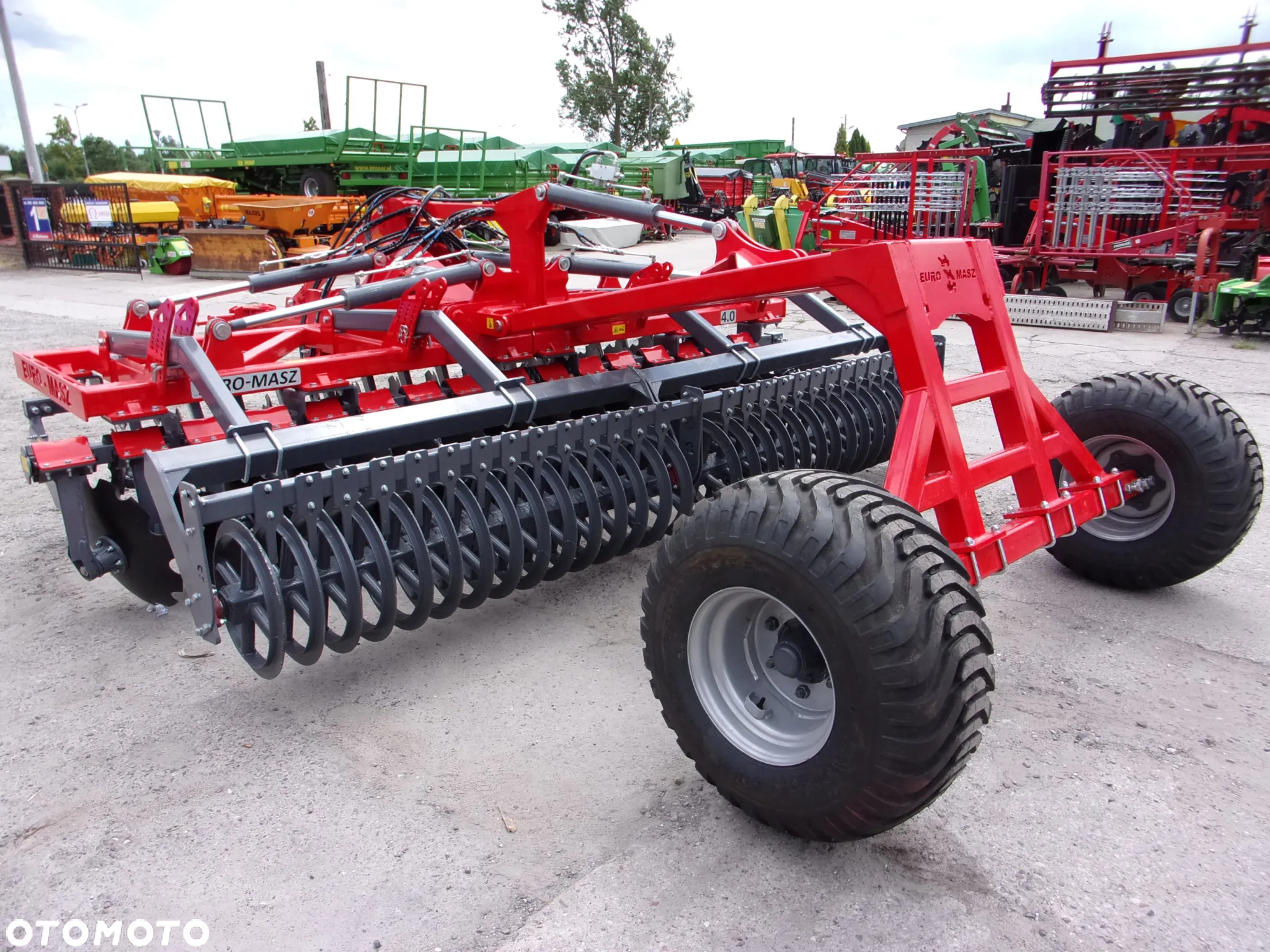 Inny Agregat uprawowy, brona talerzowa ciężka hydraulicznie składana BTCH Euro-Masz 4,0 metry, Agregat uprawowo siewny talerzowy ATUS-300 METANGA z wałem oponowym - 12