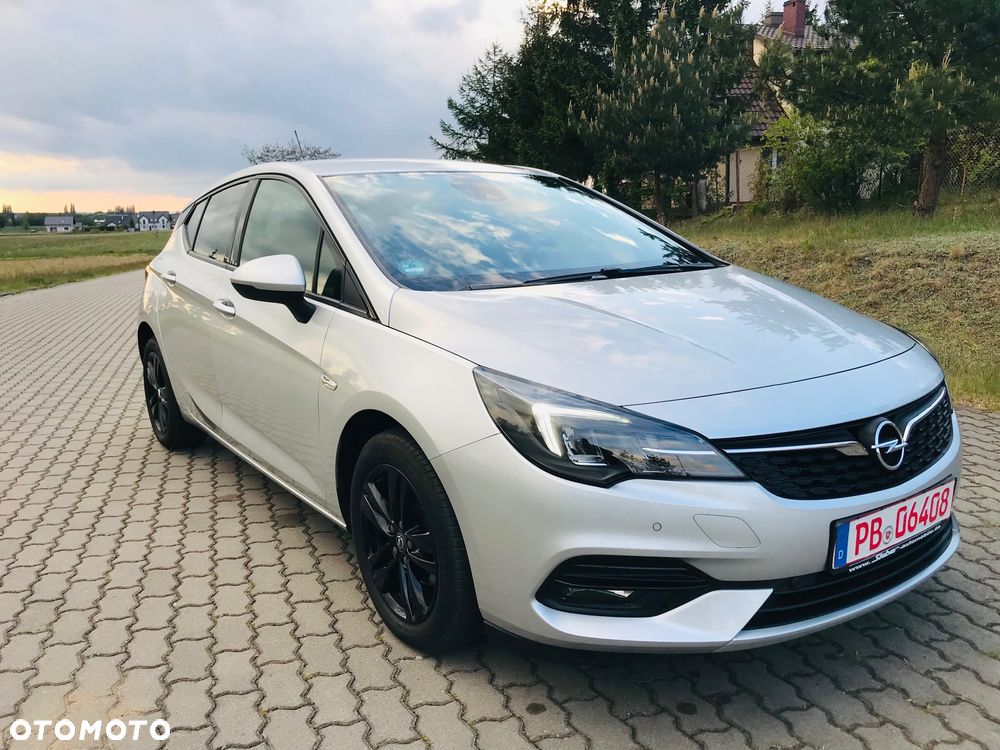 Opel Astra 1.2 Turbo Start/Stop Design&Tech - 1