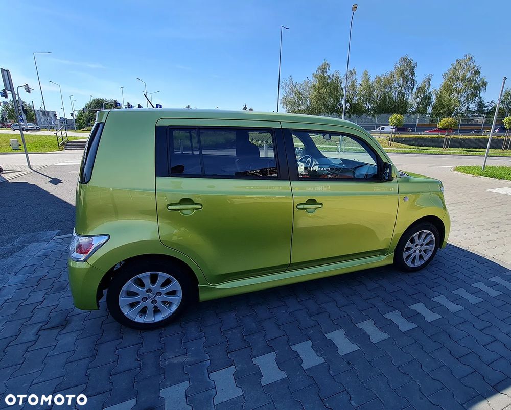 Daihatsu Materia 1.5 - 6