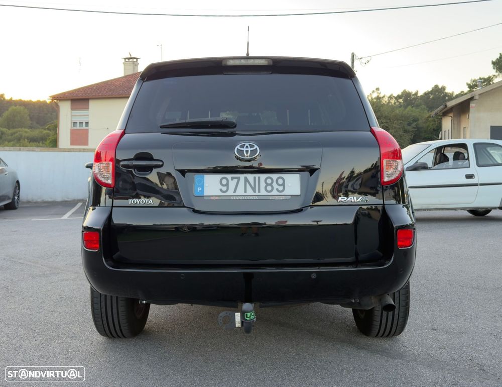 Toyota RAV4 2.2 D-4D X - 9