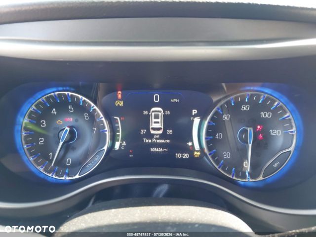 Chrysler Pacifica - 11