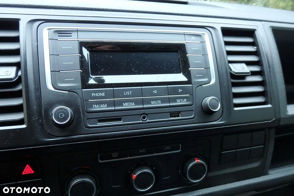 Volkswagen Transporter - 19