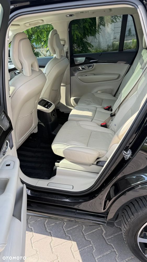 Volvo XC 90 T8 AWD Plug-In Hybrid Inscription 7os - 9